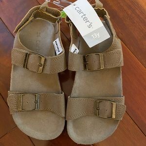 SALE 🇺🇸 NWT Carter’s boys sandals size 13